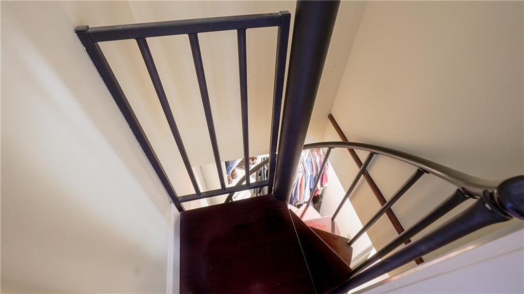 9075 Ivyshaw Landing