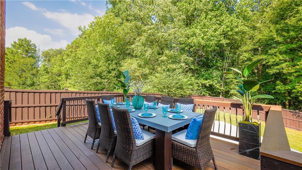 9075 Ivyshaw Landing