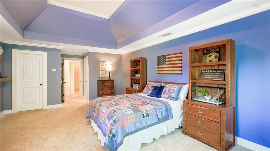 9075 Ivyshaw Landing