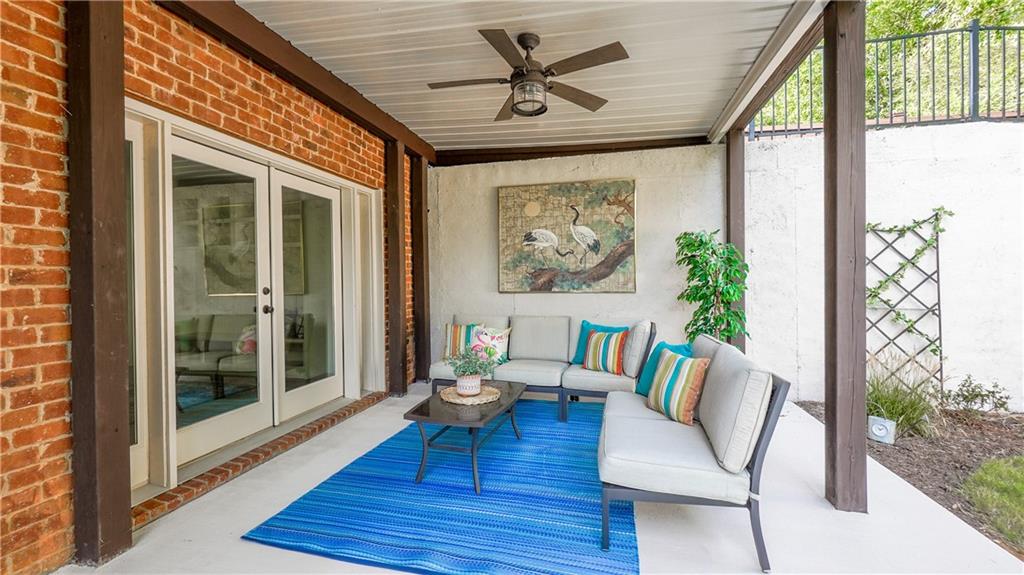 9075 Ivyshaw Landing