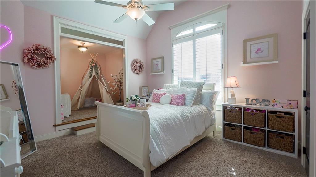 9075 Ivyshaw Landing