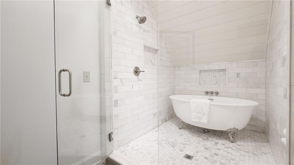 9075 Ivyshaw Landing