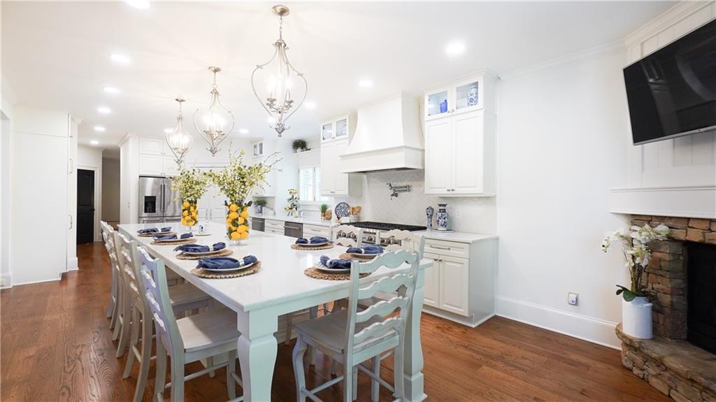 9075 Ivyshaw Landing