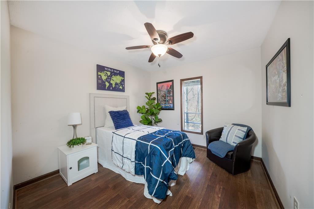 1298 Shiloh Trail NW