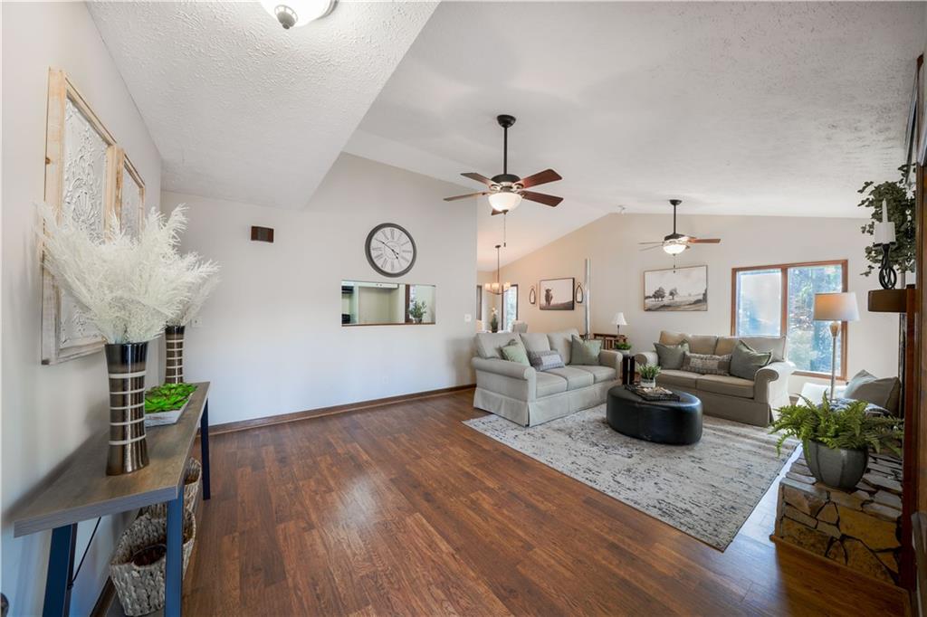 1298 Shiloh Trail NW