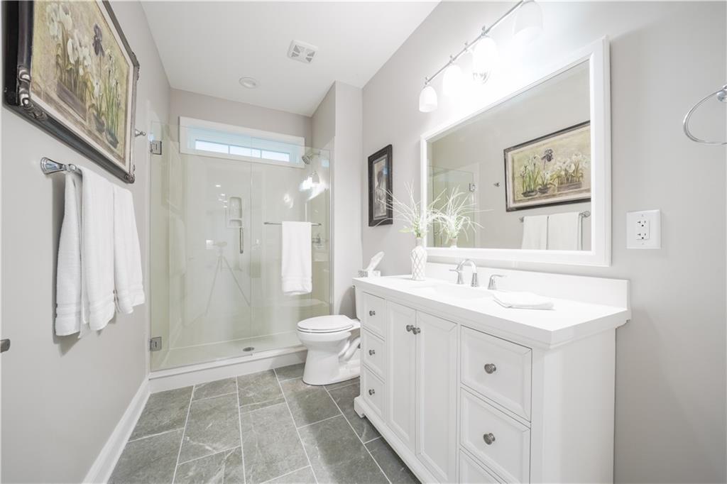 2540 Essex Glen Cove