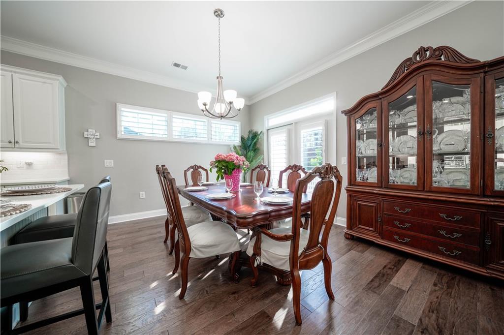 2540 Essex Glen Cove