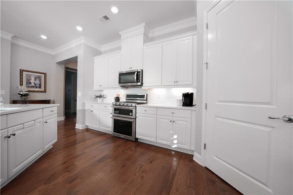 2540 Essex Glen Cove