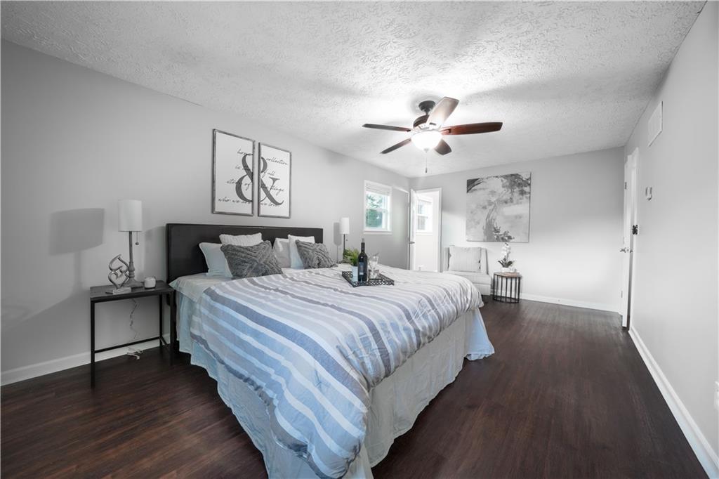 2365 S Cherokee Lane