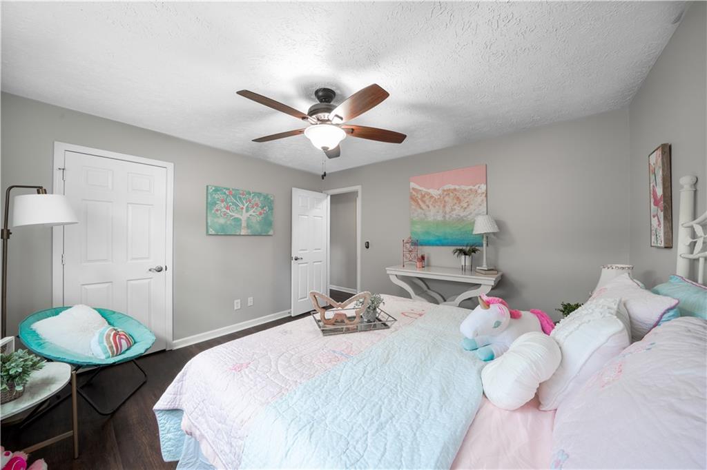 2365 S Cherokee Lane