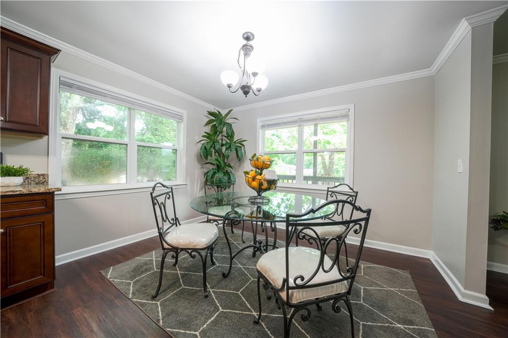 2365 S Cherokee Lane