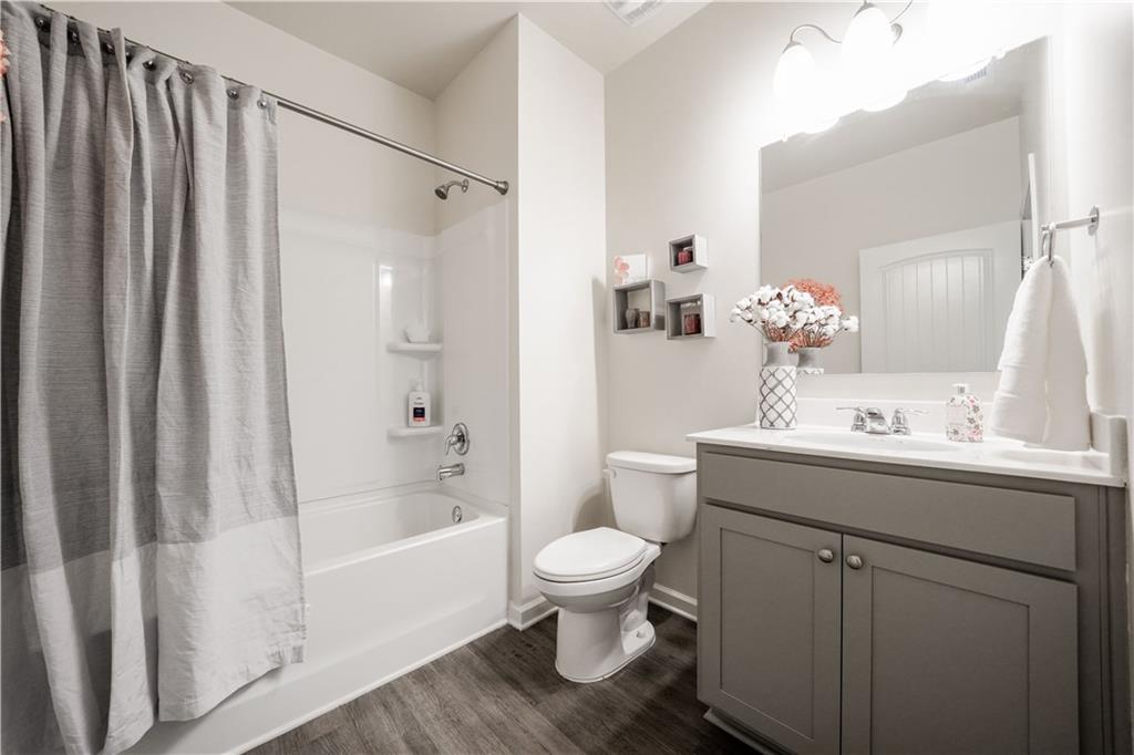 4520 Sunflower Circle