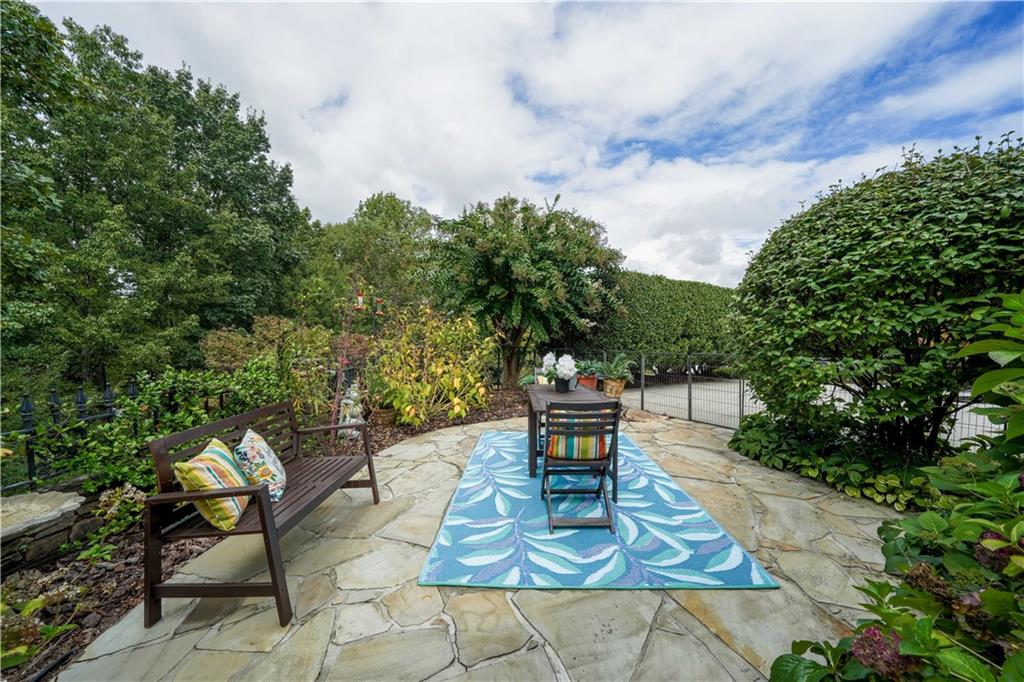 4810 Highland Circle