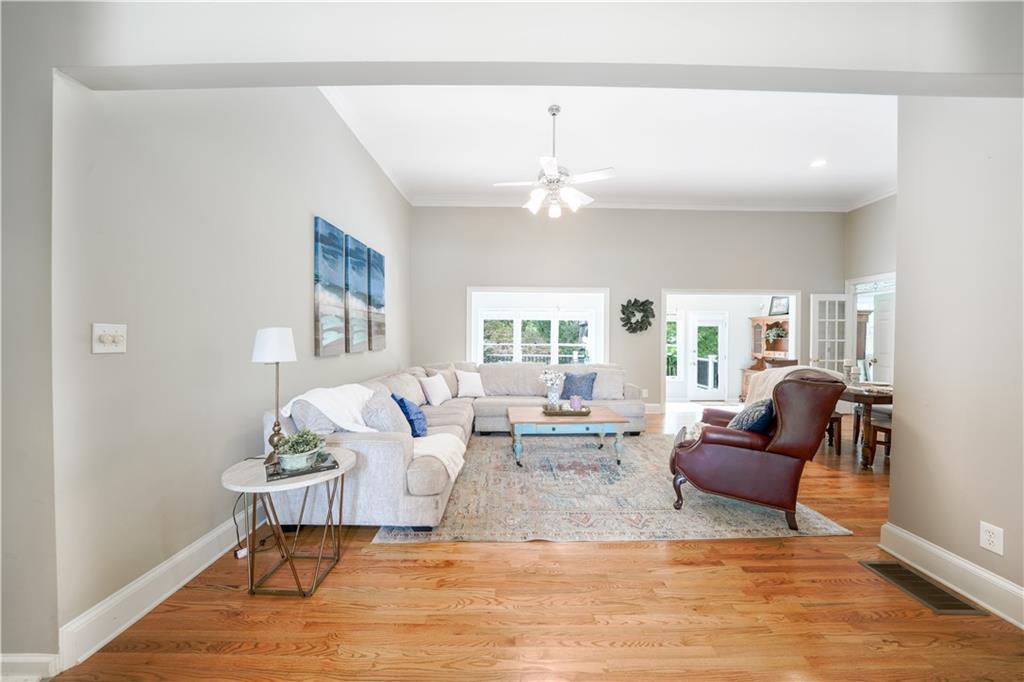 4810 Highland Circle