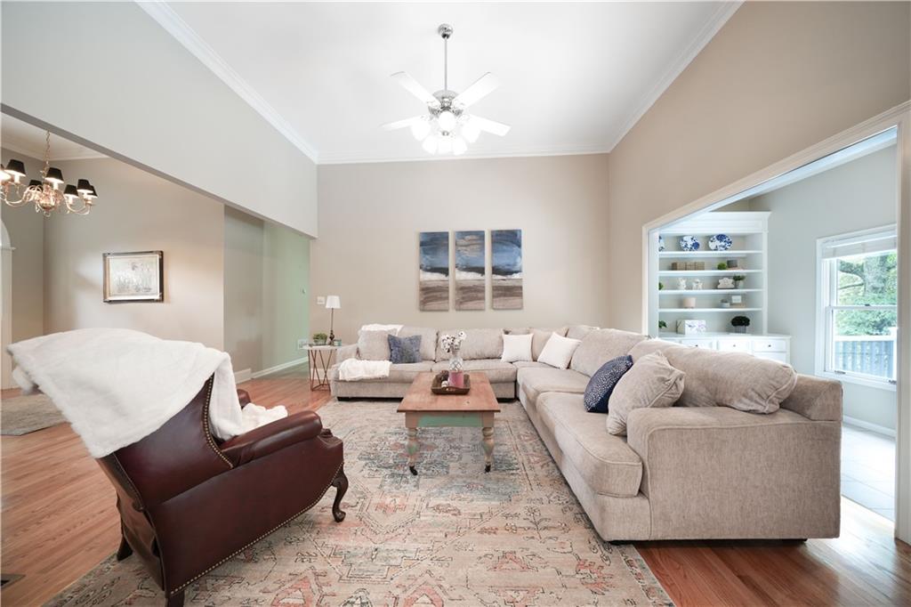 4810 Highland Circle