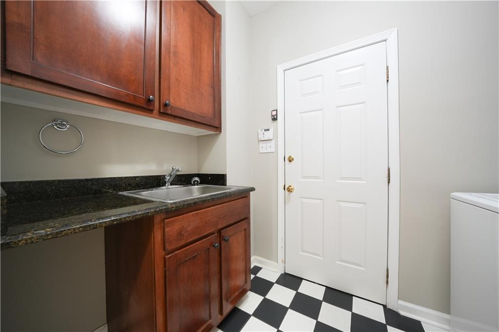 4810 Highland Circle