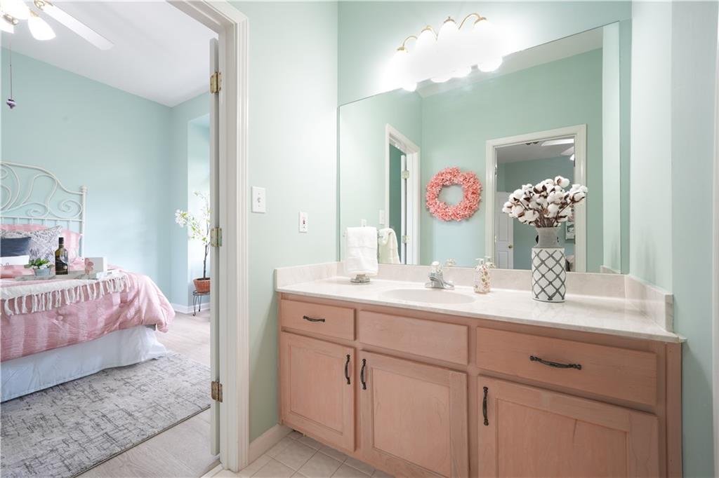 4810 Highland Circle