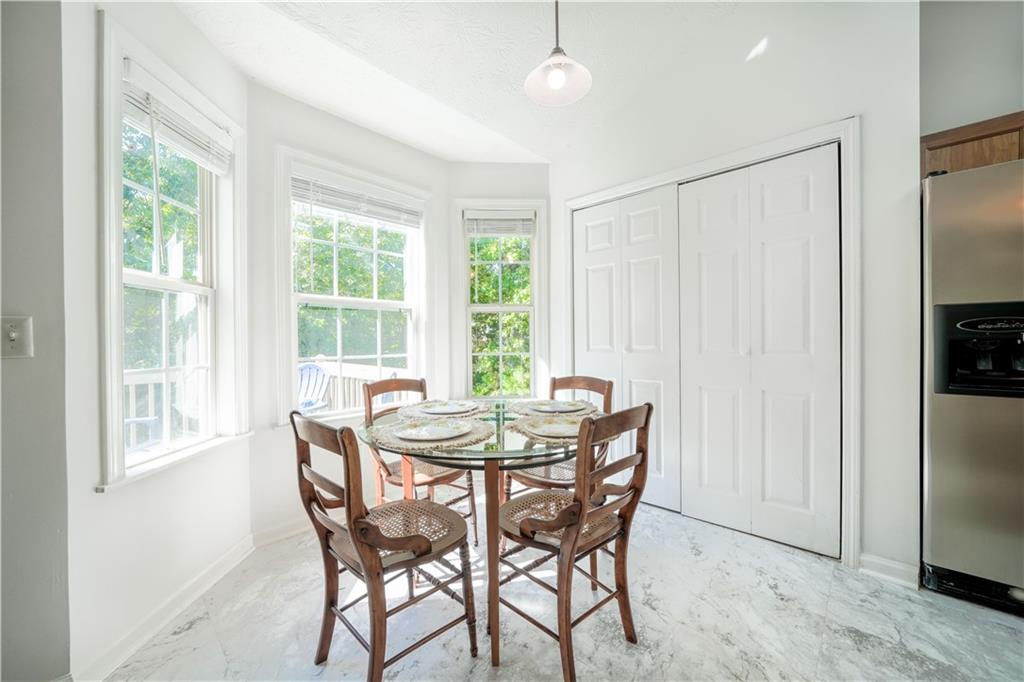 6820 Cedar Ridge Drive