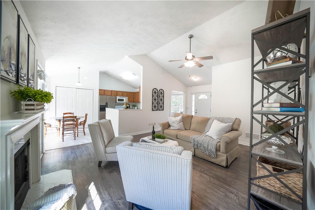 6820 Cedar Ridge Drive