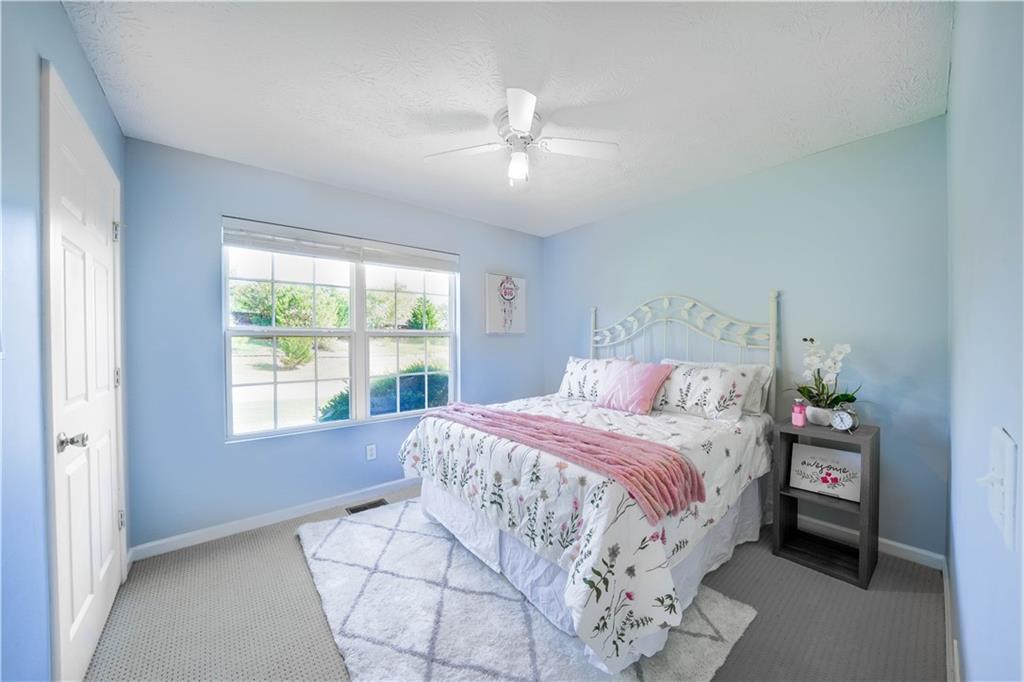 6820 Cedar Ridge Drive