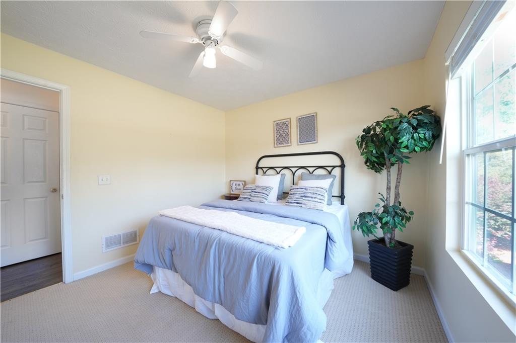 6820 Cedar Ridge Drive