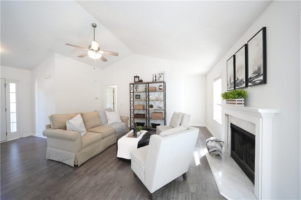 6820 Cedar Ridge Drive