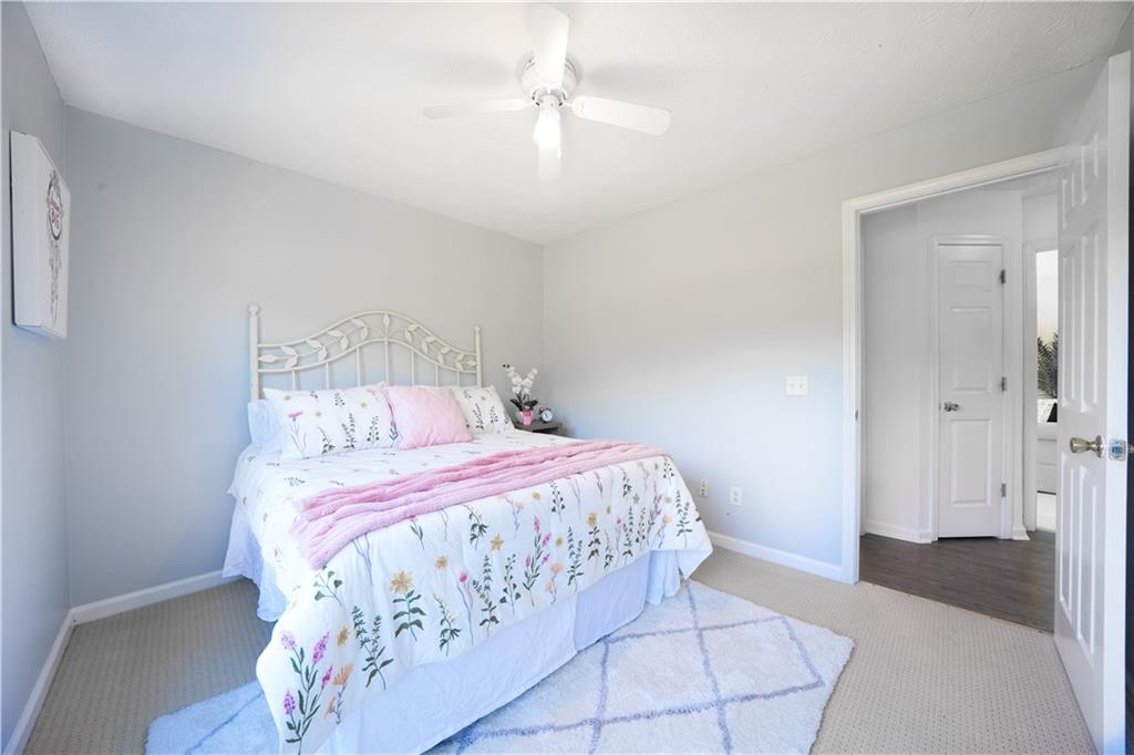 6820 Cedar Ridge Drive