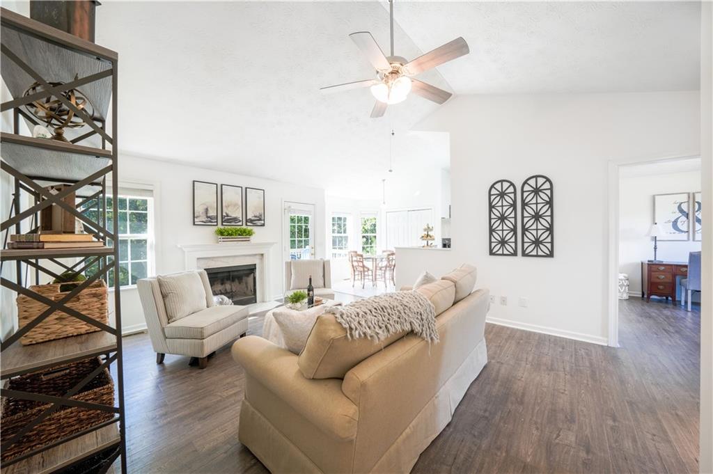 6820 Cedar Ridge Drive