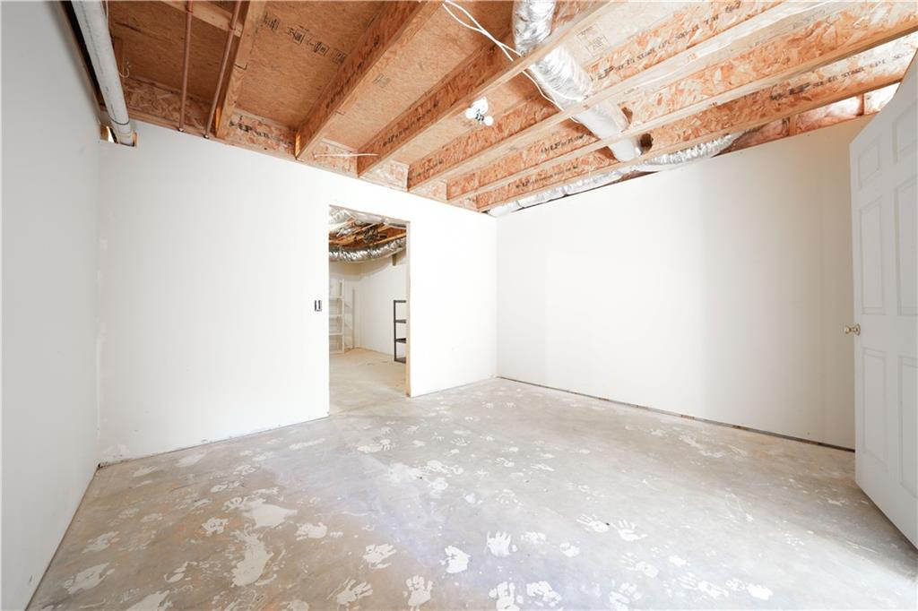 6820 Cedar Ridge Drive