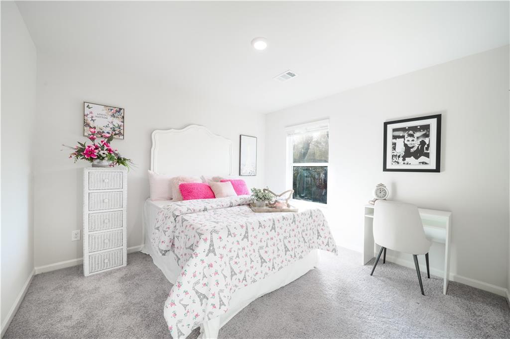 129 White Cedar Drive