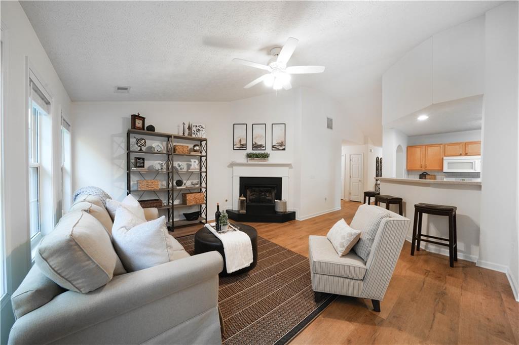 3025 Heatherbrook Trace