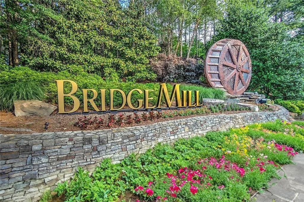 3025 Heatherbrook Trace