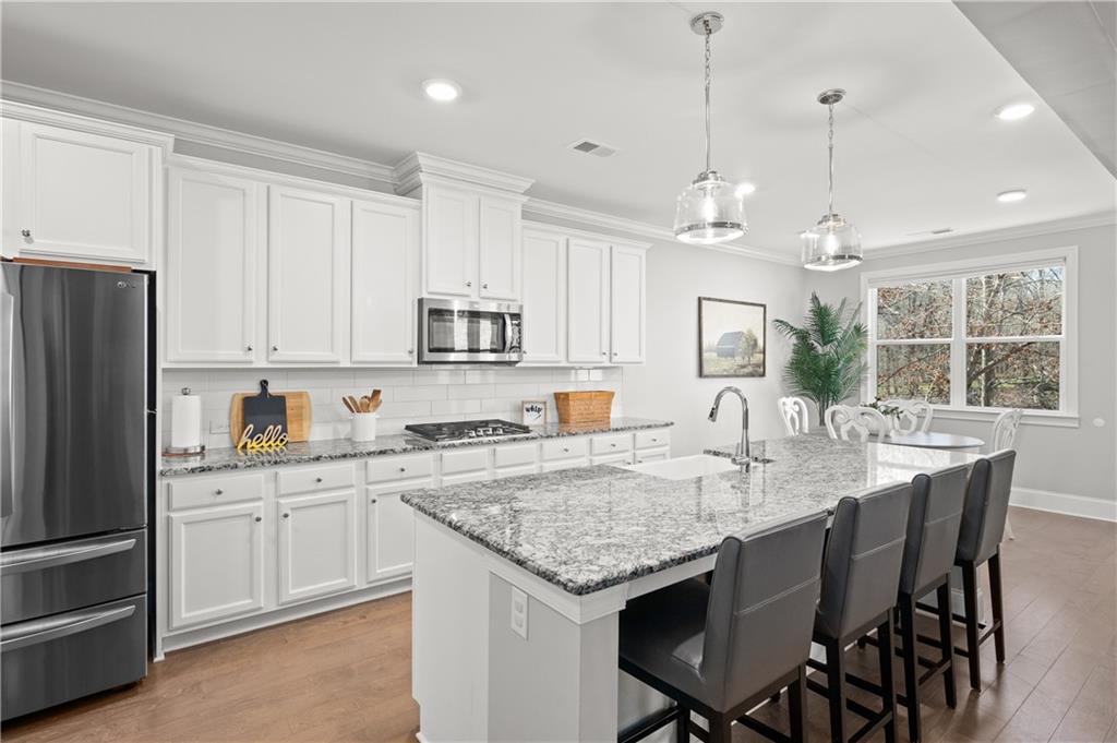 384 Carmichael Circle