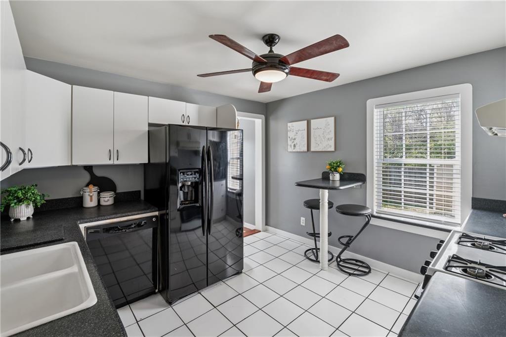 1911 Woodland Hills Avenue NW