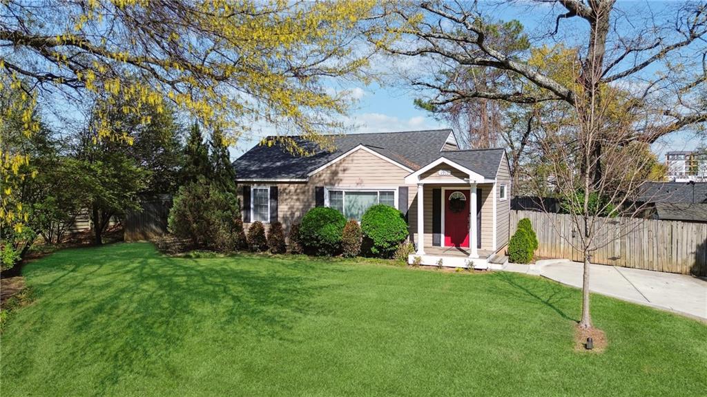 1911 Woodland Hills Avenue NW