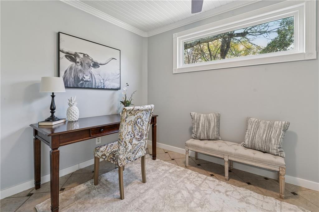 1911 Woodland Hills Avenue NW