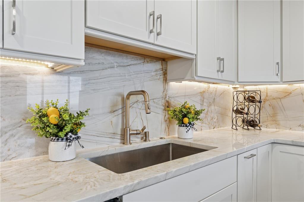 75 14th Street NE Unit 3820