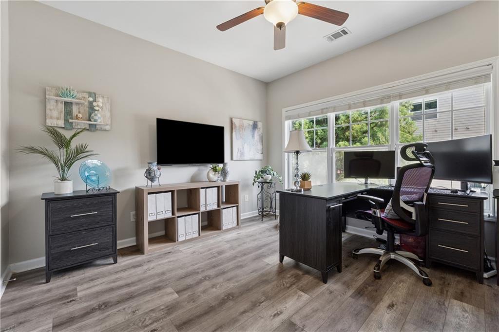 1076 Firethorne Pass