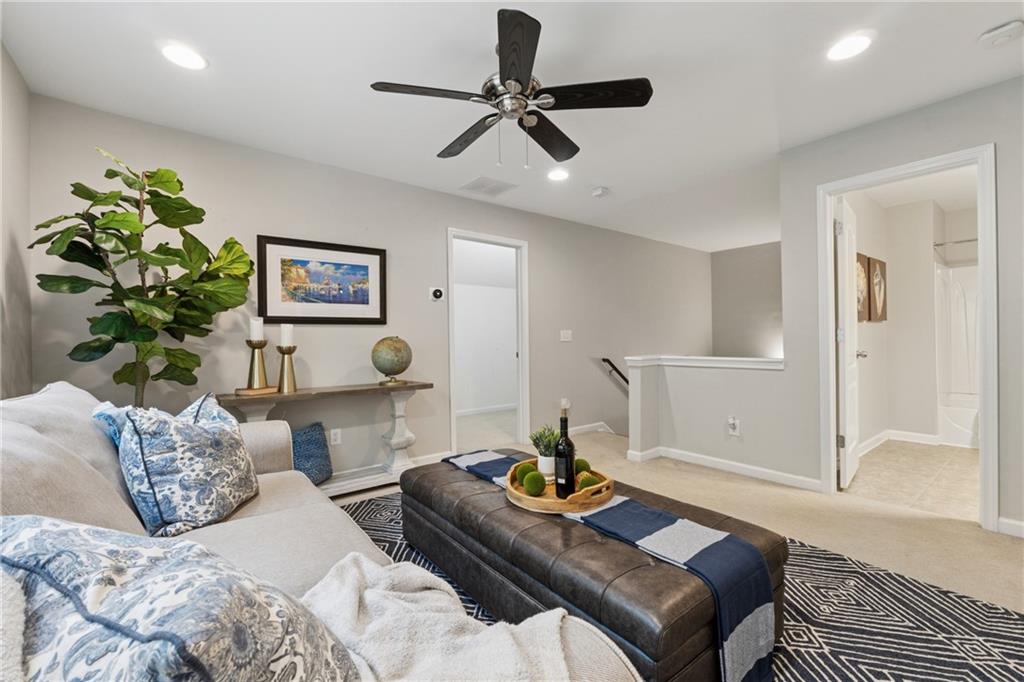 1076 Firethorne Pass