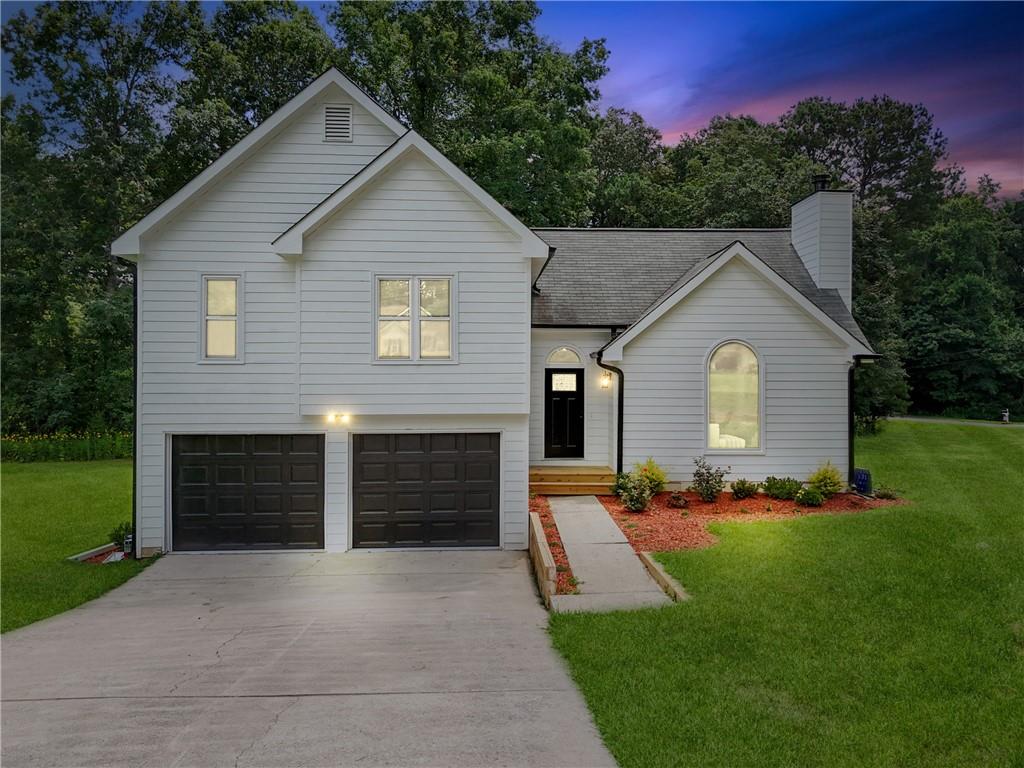 5825 Rolling Oaks Drive