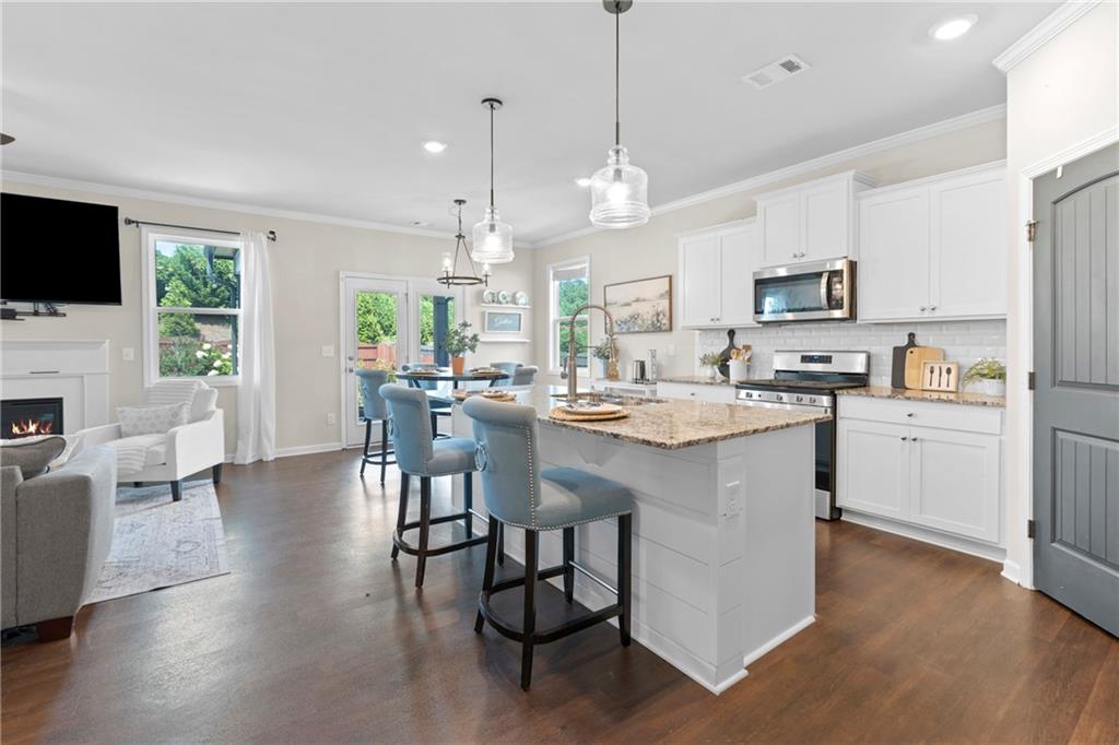 4345 Sunflower Circle