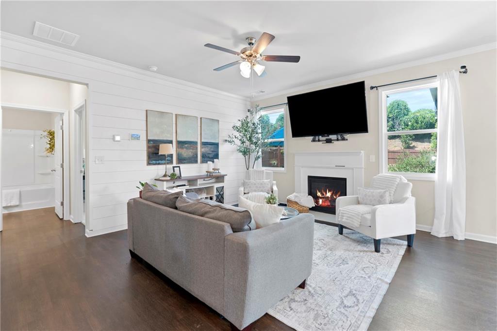 4345 Sunflower Circle