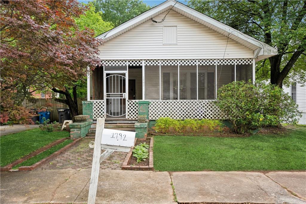 1792 Center Avenue