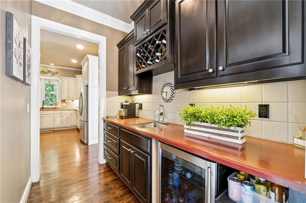 4045 Little Falls Drive