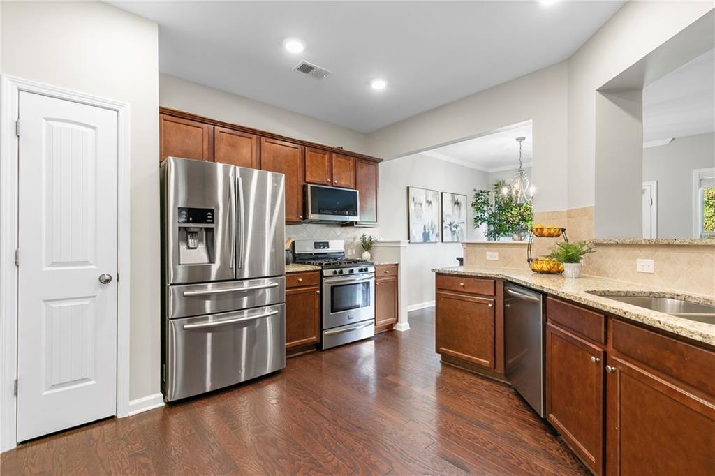 1655 Hampton Oaks Drive