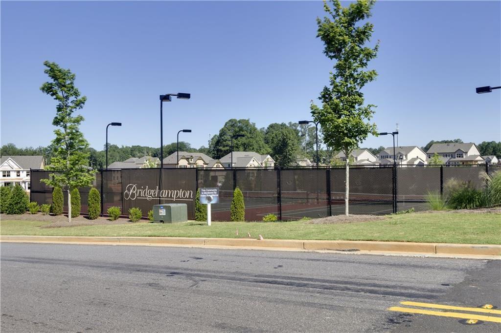 1655 Hampton Oaks Drive