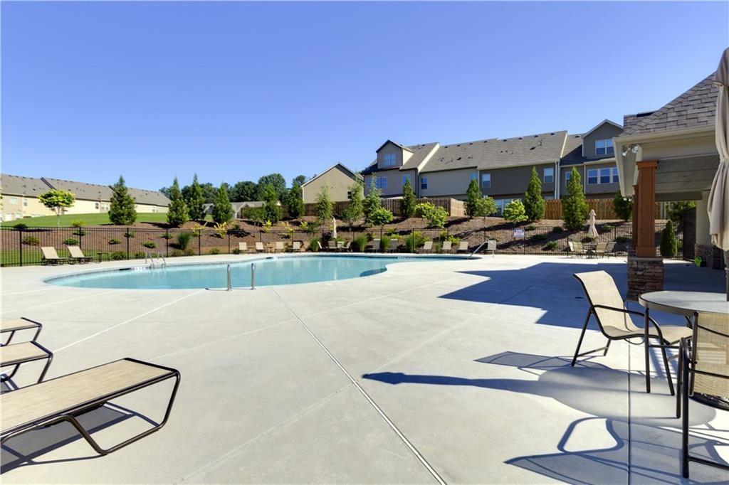 1655 Hampton Oaks Drive