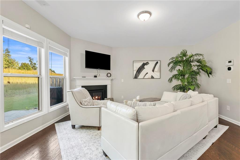 1655 Hampton Oaks Drive