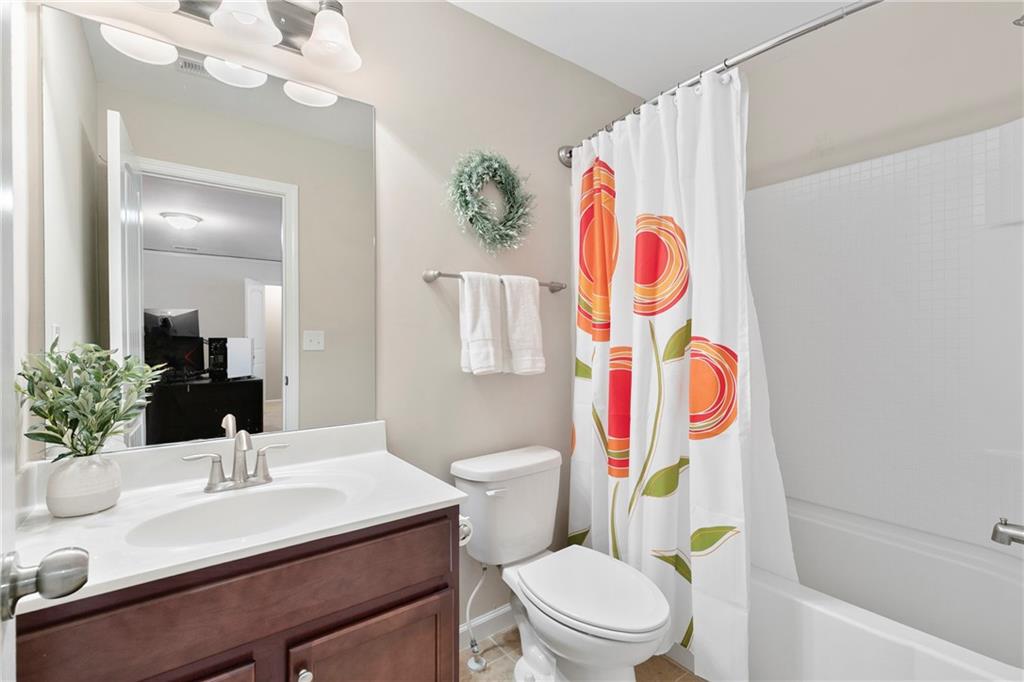 1655 Hampton Oaks Drive