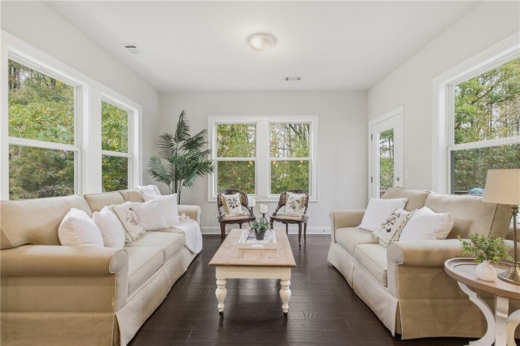 3435 Summerdale Walk